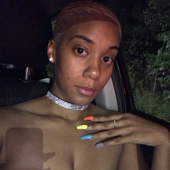 Meet your Posher, Shandlyra - Picture 3 of 3